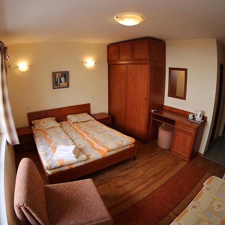 Aurora Guest House نيسيبار المظهر الخارجي الصورة
