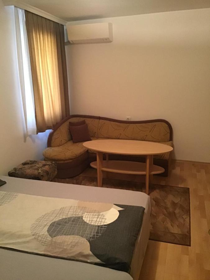 Aurora Guest House نيسيبار المظهر الخارجي الصورة